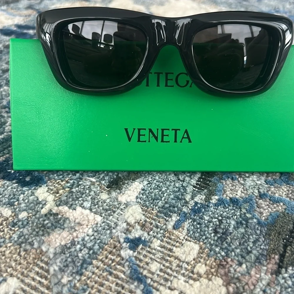 NWT Bottega Veneta Sunglasses BV 1183